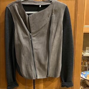 Ellie Tahari lamb /wool blazer jacket M